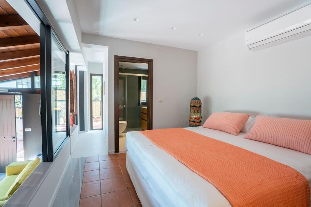 Sea And Sun Metaxy Mas, Brand-New, Beachfront ! Chania  Exterior photo